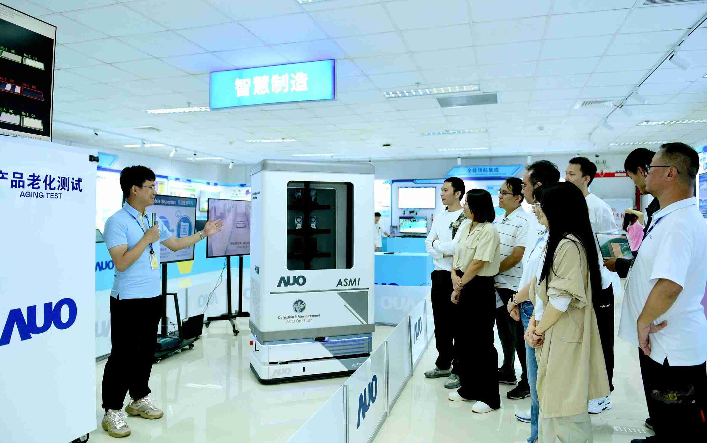 欧陆注册厦门将5G+ABC技术串联生产管理全流程，，打通研发、、、采购、、、生管、、、制程、、、、设备、、、、质量等产品全生命周期制造流程，，，完成数字化设计、、、智慧供应链、、、智能座舱、、、全流程设备管理、、、、数据驱动优化、、、智慧在线检测、、、智慧品管等自适应生产模式升级